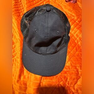 Carhartt trucker hat